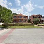 Remetzo Village 3*
