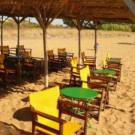 Remetzo Village Hotell 3*
