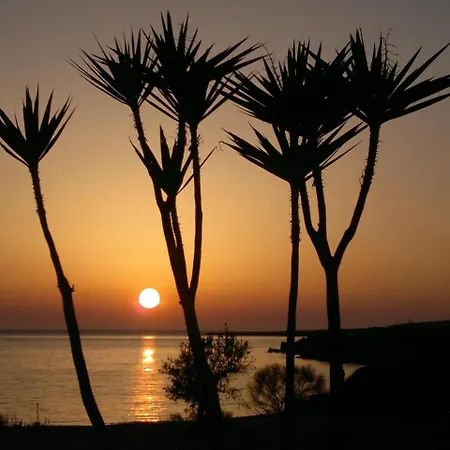 Hotel Remenzo Lixouri