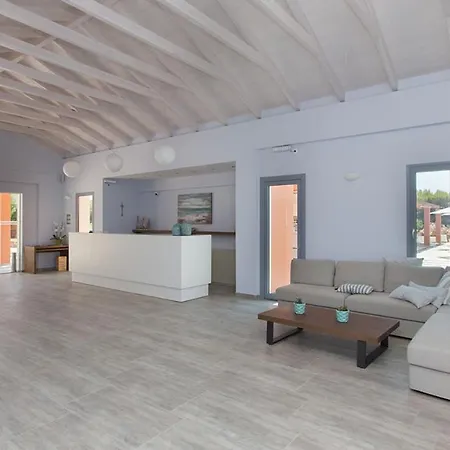 Remenzo Hotel Lixouri