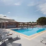 Remetzo Village Hotel