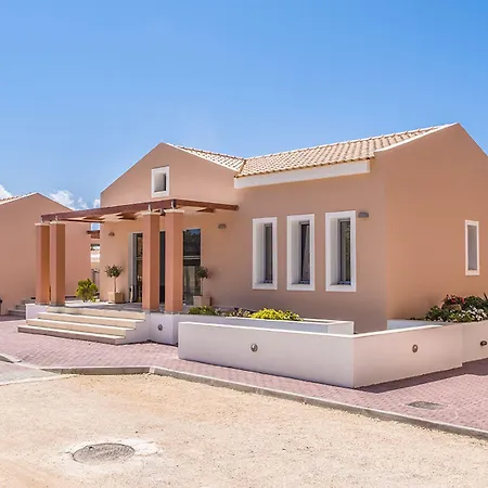Remetzo Village Hotel 3*